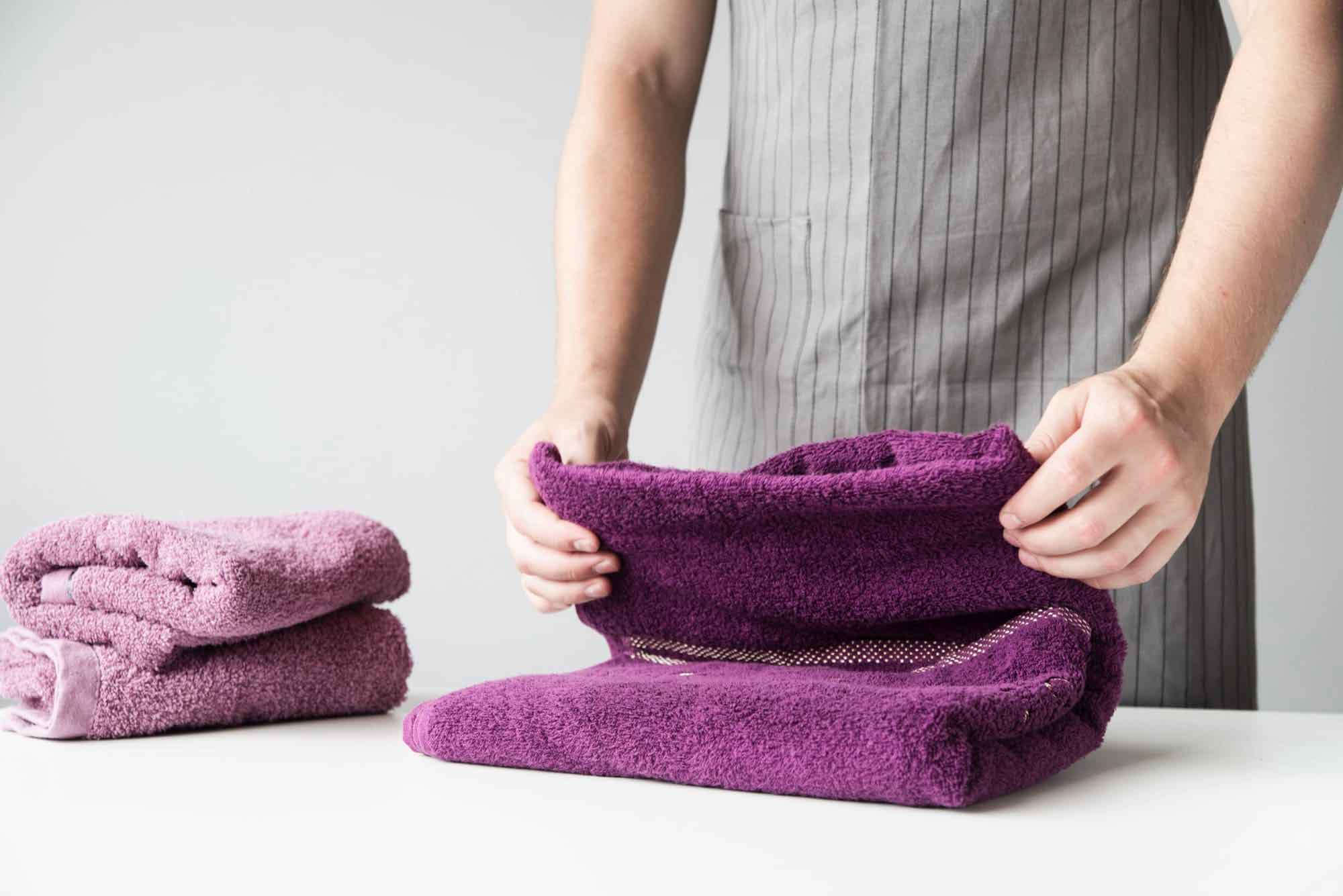 How to Fold Towels- A Guide for Every Design, Type, and Need